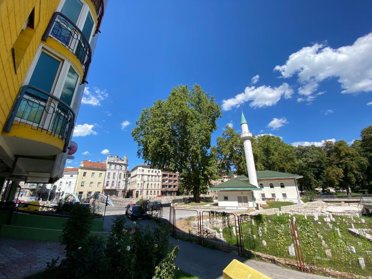 West Studio Apartment Sarajevo Ngoại thất bức ảnh