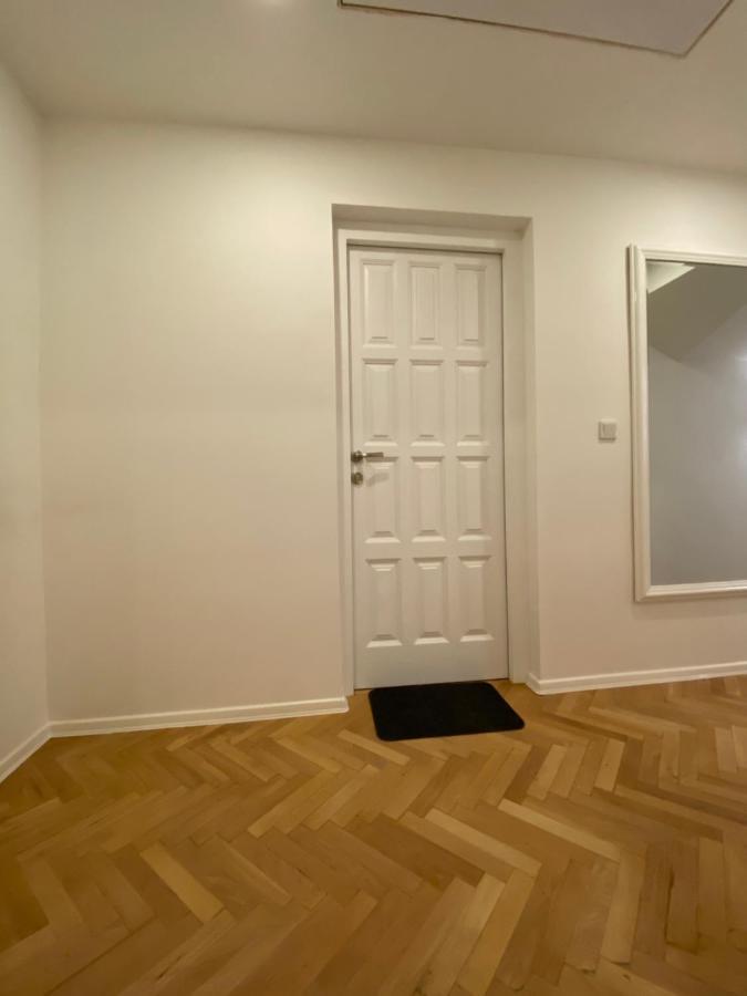 West Studio Apartment Sarajevo Ngoại thất bức ảnh